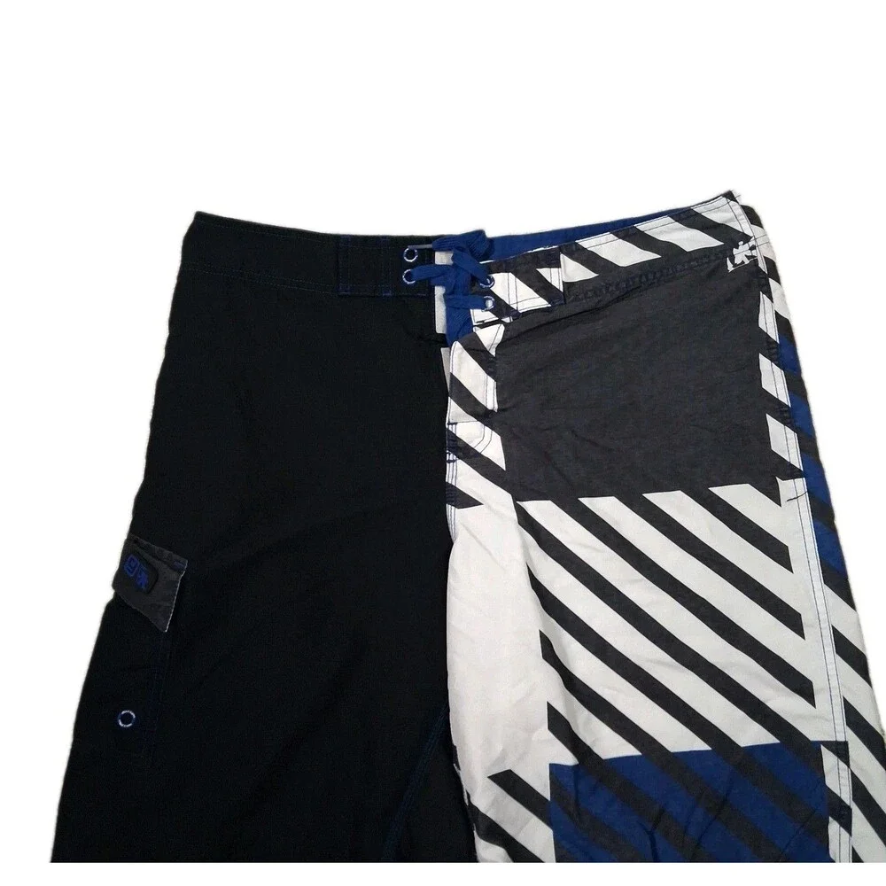 Ironman Triathlon Men's Board Shorts Size 34 Black Blue White Striped Swim...